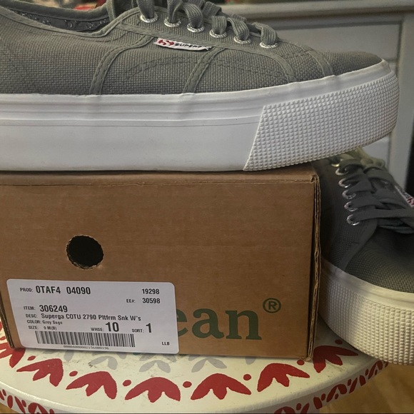 Superga COTU 2790 Platform Sneaker Womens’s Gray Sage with Box from LLBean - Picture 11 of 11